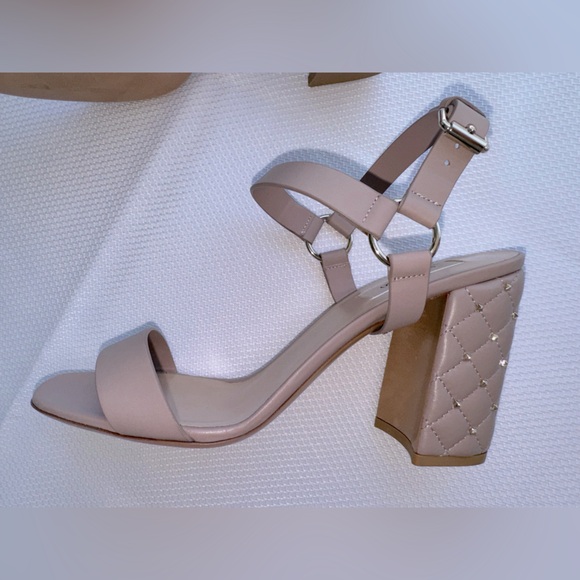 Valentino leather studded accent slingback sandals size 39.5 - Picture 6 of 7